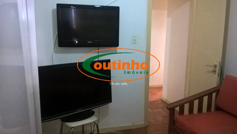 Apartamento à venda com 2 quartos, 70m² - Foto 28