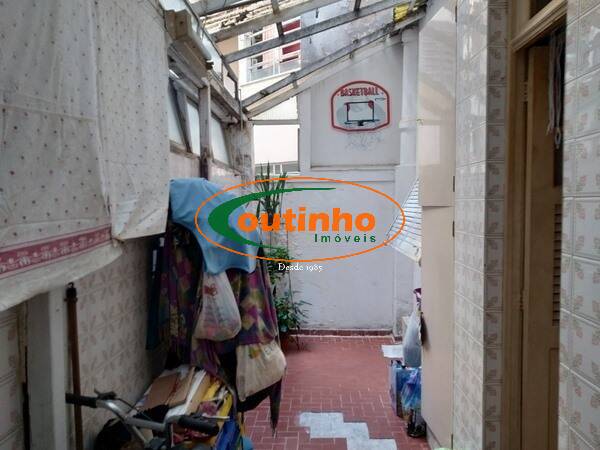 Apartamento à venda com 3 quartos, 95m² - Foto 17