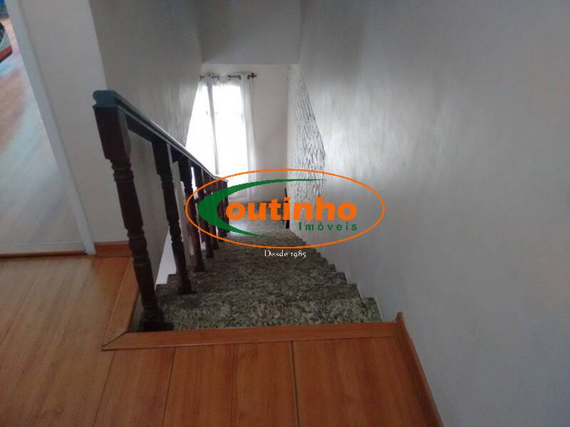 Casa à venda com 4 quartos, 180m² - Foto 28