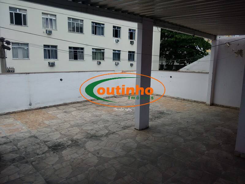 Casa à venda com 4 quartos, 180m² - Foto 35