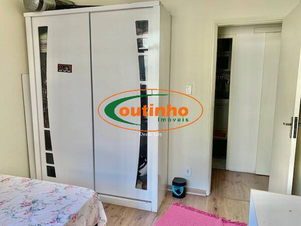 Apartamento à venda com 3 quartos, 90m² - Foto 12