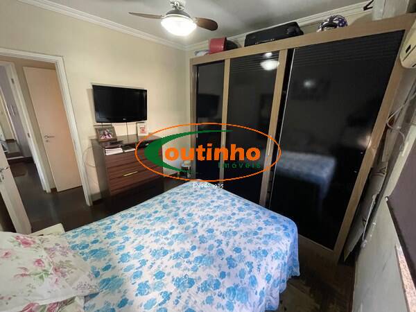 Apartamento à venda com 4 quartos, 105m² - Foto 19