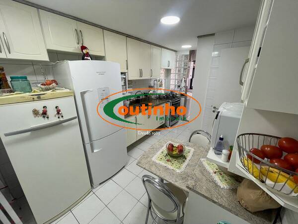 Apartamento à venda com 4 quartos, 105m² - Foto 25