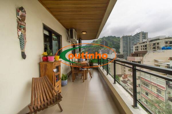 Apartamento à venda com 4 quartos, 140m² - Foto 1