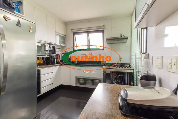 Apartamento à venda com 4 quartos, 140m² - Foto 33