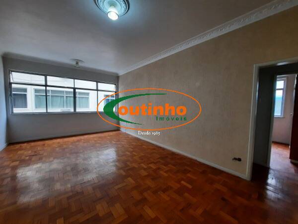 Apartamento à venda com 3 quartos, 90m² - Foto 2