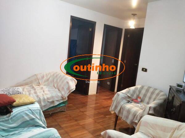 Apartamento à venda com 3 quartos, 162m² - Foto 13