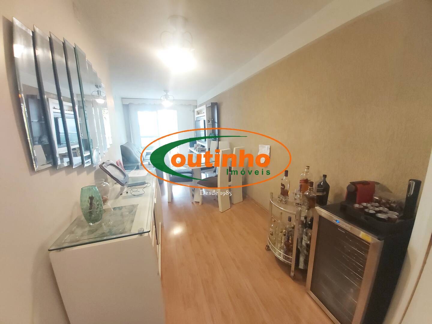 Apartamento à venda com 3 quartos, 90m² - Foto 4