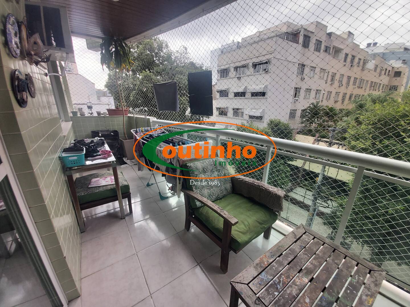 Apartamento à venda com 3 quartos, 90m² - Foto 1