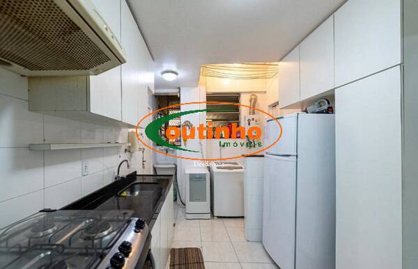 Apartamento à venda com 2 quartos, 61m² - Foto 16