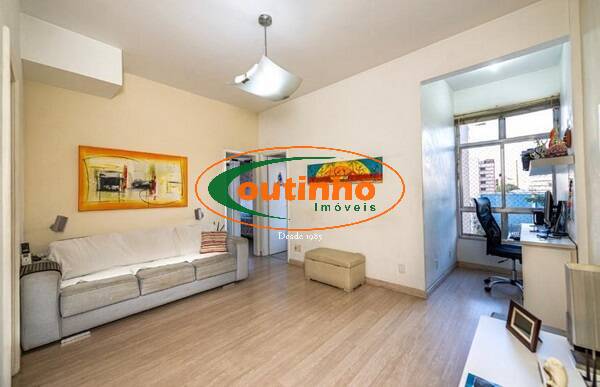 Apartamento à venda com 2 quartos, 61m² - Foto 19