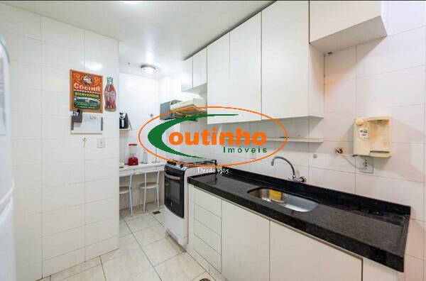 Apartamento à venda com 2 quartos, 61m² - Foto 20