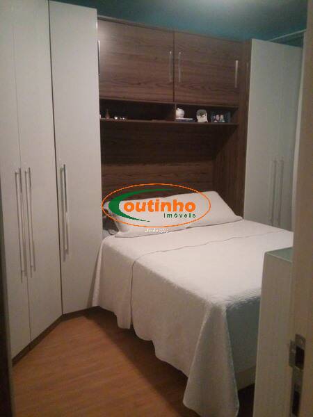 Apartamento à venda com 2 quartos, 69m² - Foto 7