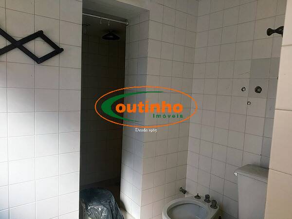 Casa à venda com 5 quartos, 400m² - Foto 9