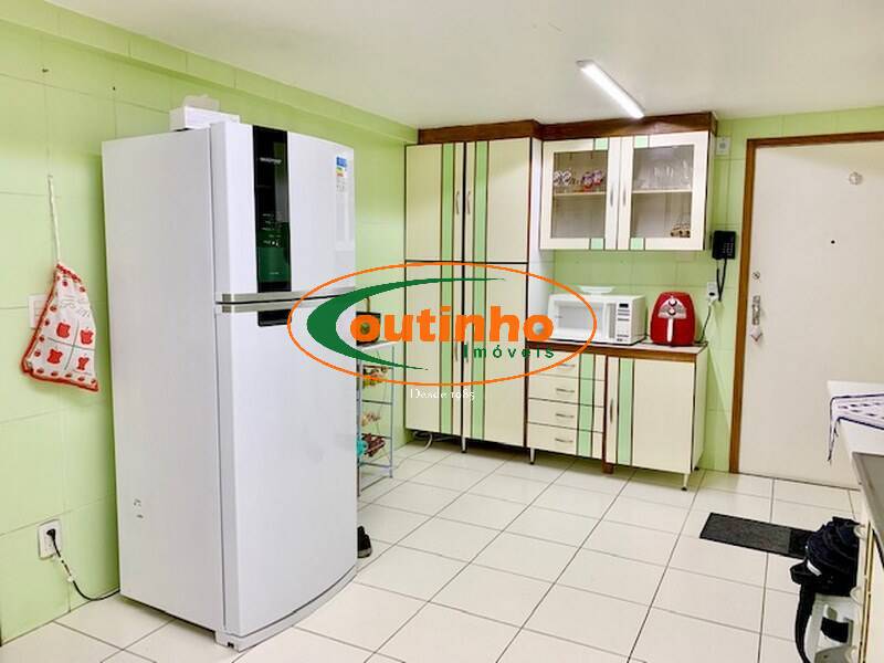 Apartamento à venda com 4 quartos, 155m² - Foto 9