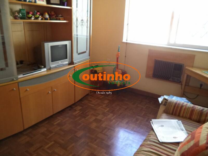 Apartamento à venda com 3 quartos, 162m² - Foto 24