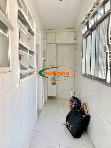 Apartamento à venda com 3 quartos, 132m² - Foto 23