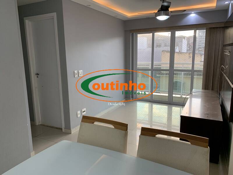 Apartamento à venda com 2 quartos, 65m² - Foto 8