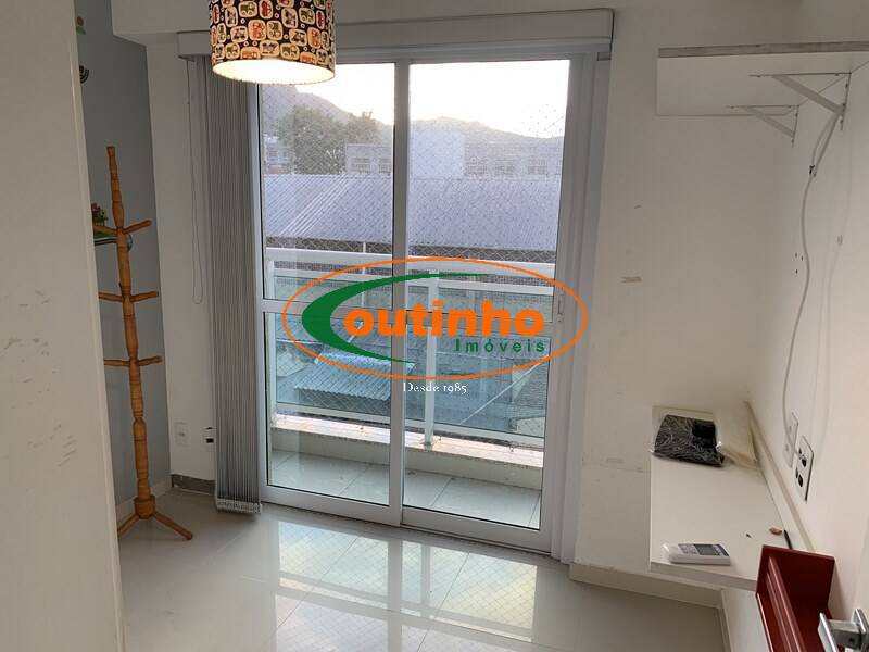 Apartamento à venda com 2 quartos, 65m² - Foto 12