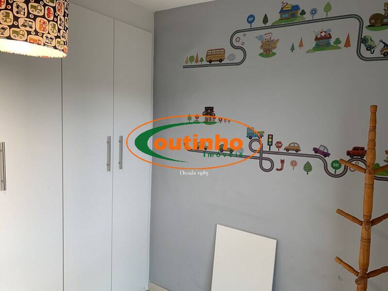 Apartamento à venda com 2 quartos, 65m² - Foto 13