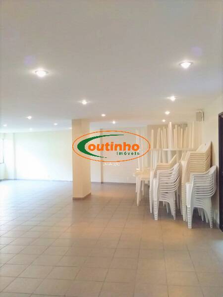 Apartamento à venda com 3 quartos, 135m² - Foto 12