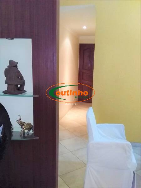 Apartamento à venda com 3 quartos, 135m² - Foto 21