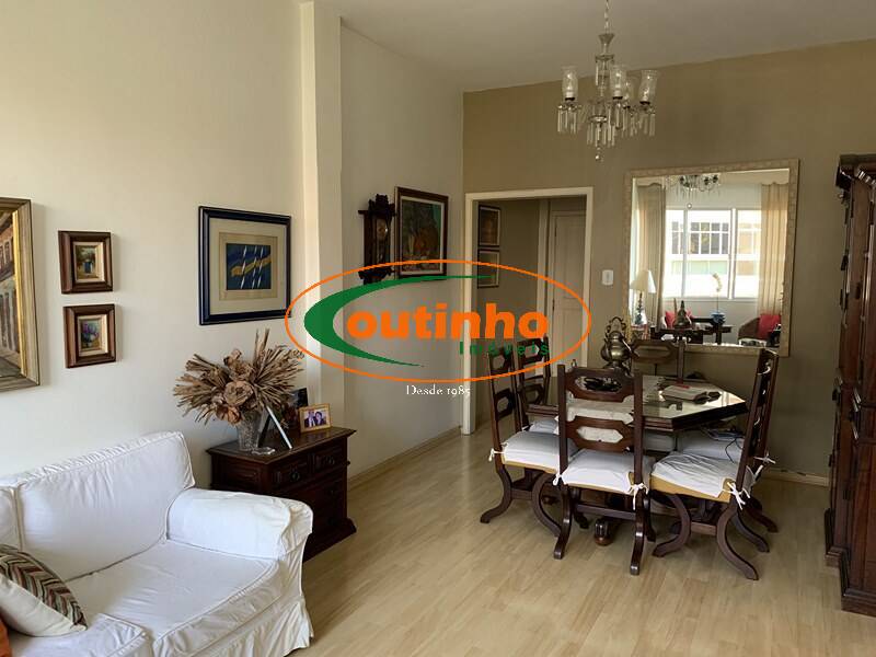 Apartamento à venda com 3 quartos, 104m² - Foto 2