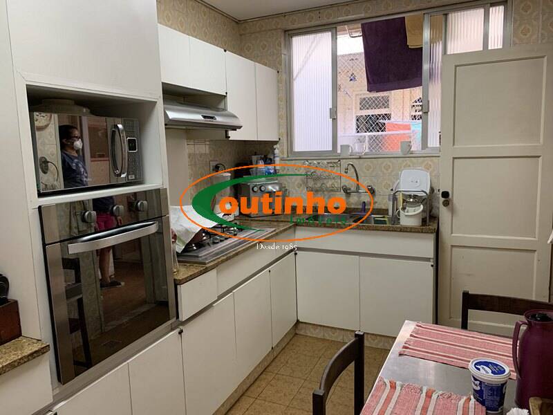 Apartamento à venda com 3 quartos, 104m² - Foto 13