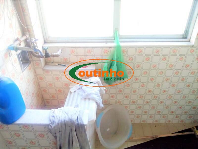 Apartamento à venda com 2 quartos, 68m² - Foto 19