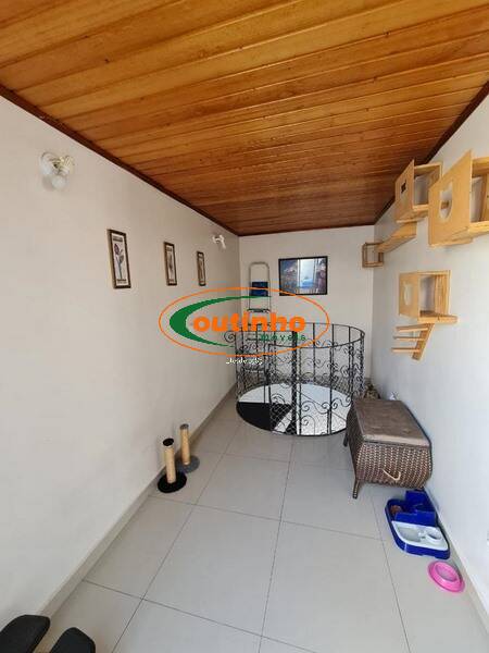 Apartamento à venda com 3 quartos, 110m² - Foto 11