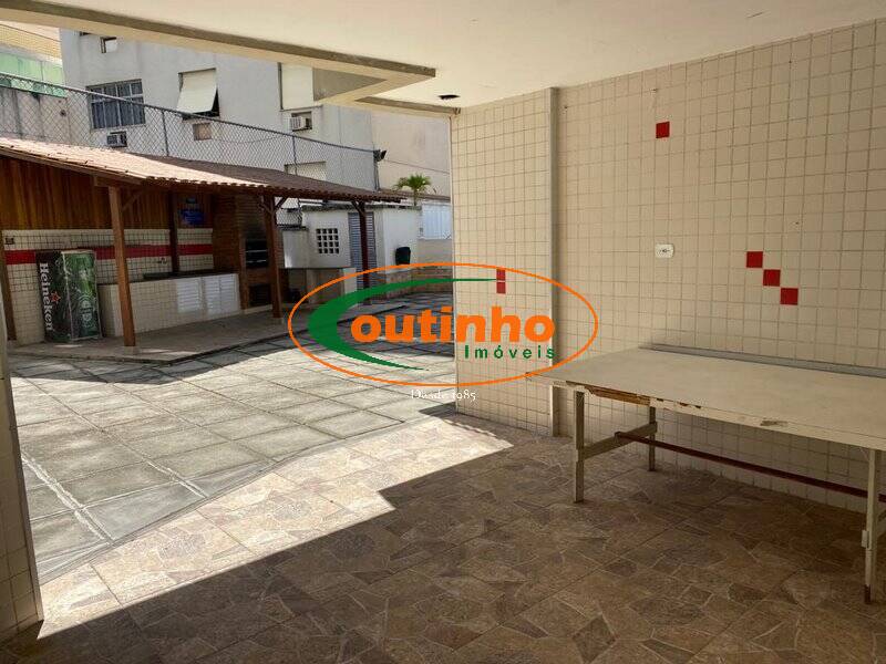 Apartamento à venda com 1 quarto, 65m² - Foto 17