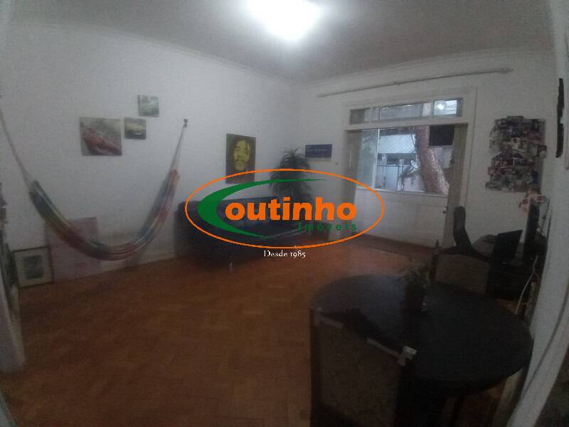 Apartamento à venda com 2 quartos, 85m² - Foto 2