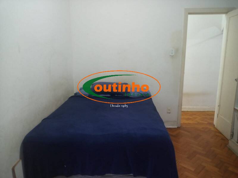 Apartamento à venda com 2 quartos, 85m² - Foto 3