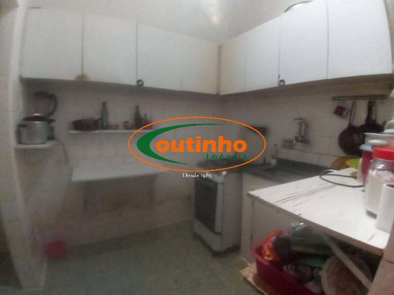 Apartamento à venda com 2 quartos, 85m² - Foto 9