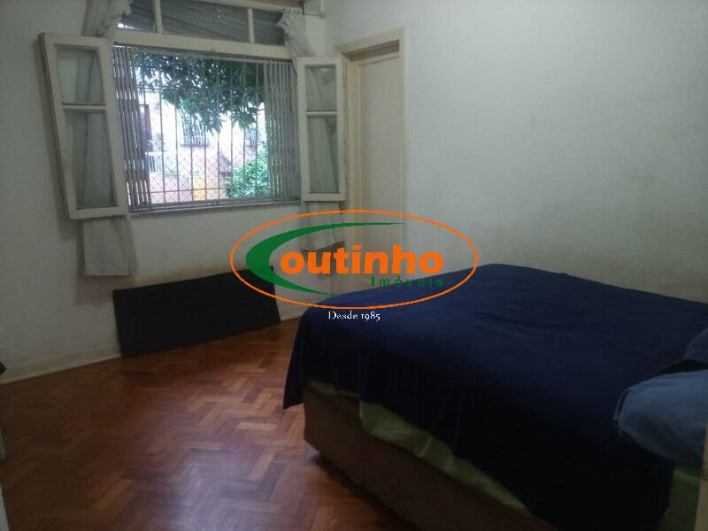 Apartamento à venda com 2 quartos, 85m² - Foto 11