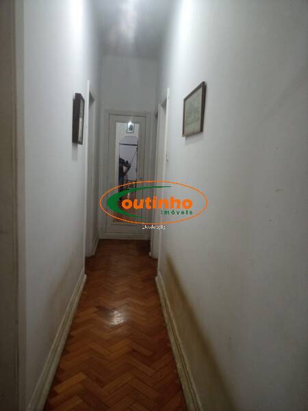 Apartamento à venda com 2 quartos, 85m² - Foto 17