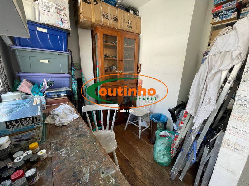 Cobertura à venda com 3 quartos, 200m² - Foto 12