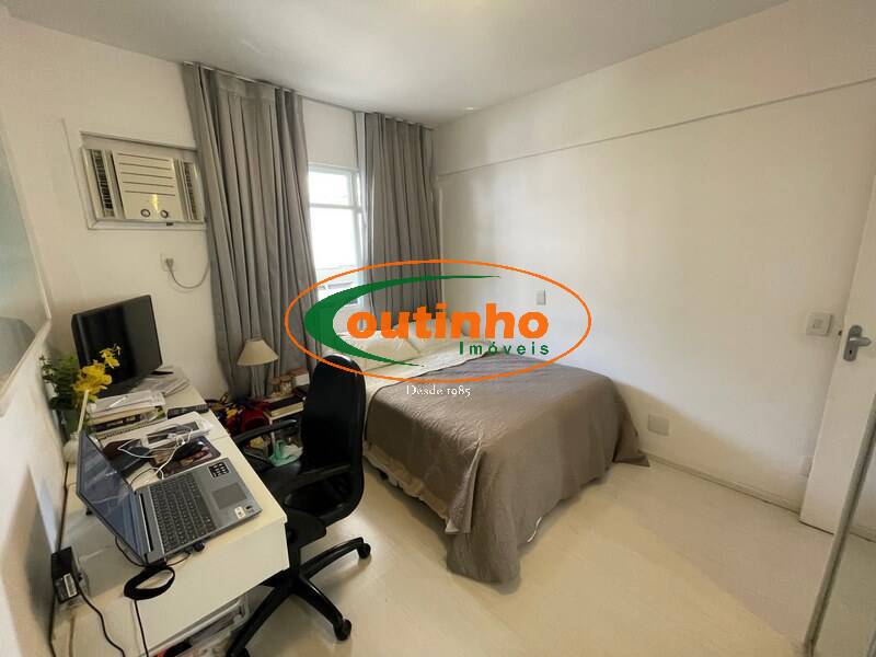 Cobertura à venda com 3 quartos, 200m² - Foto 32