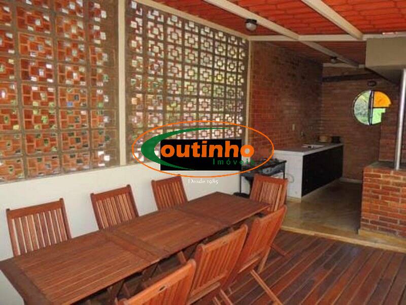 Cobertura à venda com 2 quartos, 179m² - Foto 31