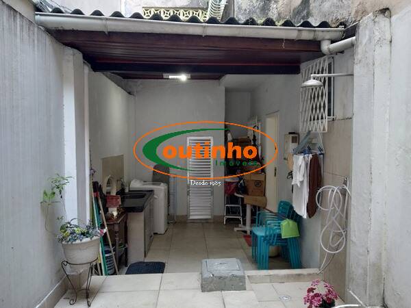 Apartamento à venda com 2 quartos, 82m² - Foto 30