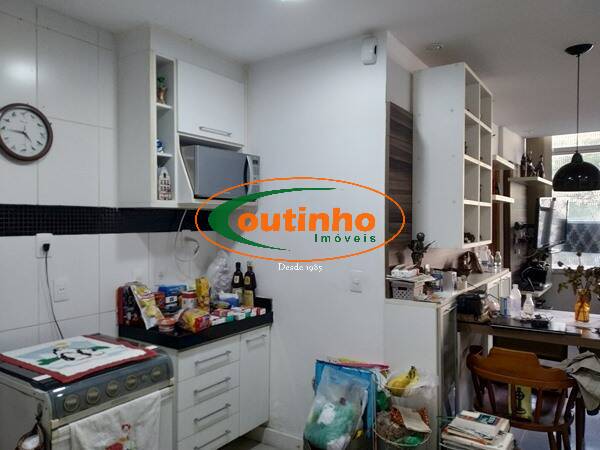 Apartamento à venda com 2 quartos, 82m² - Foto 28