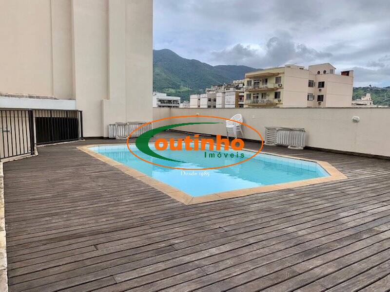 Apartamento à venda com 3 quartos, 99m² - Foto 27