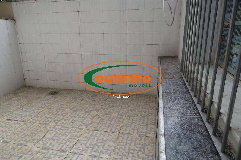 Apartamento à venda com 3 quartos, 80m² - Foto 21