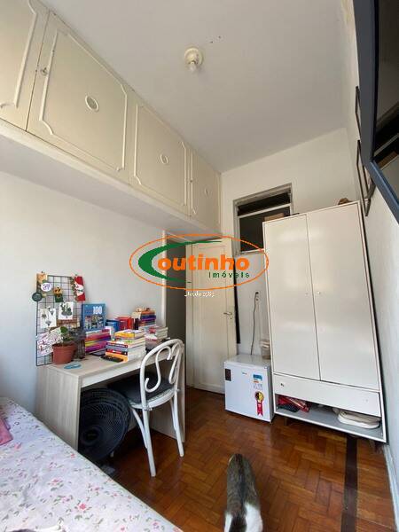 Apartamento à venda com 3 quartos, 75m² - Foto 12