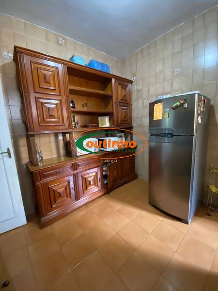 Apartamento à venda com 3 quartos, 75m² - Foto 11