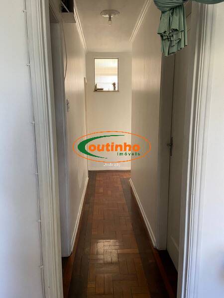 Apartamento à venda com 3 quartos, 75m² - Foto 10