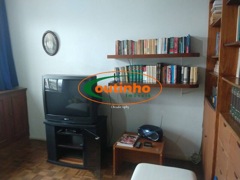 Apartamento à venda com 4 quartos, 180m² - Foto 12