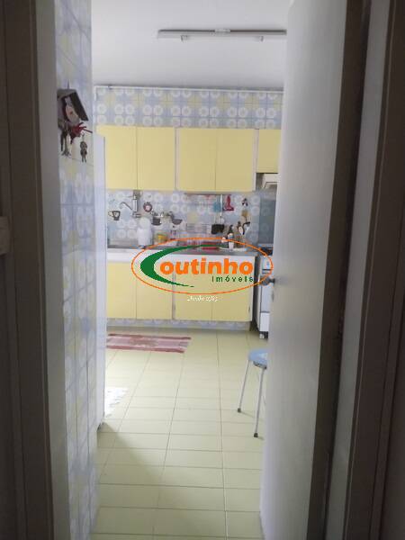 Apartamento à venda com 4 quartos, 180m² - Foto 35