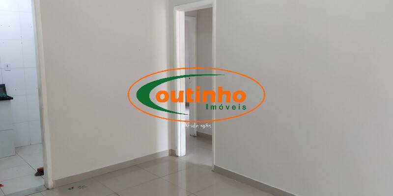 Apartamento à venda com 2 quartos, 62m² - Foto 21