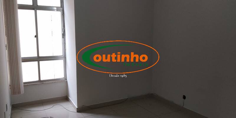 Apartamento à venda com 2 quartos, 62m² - Foto 20